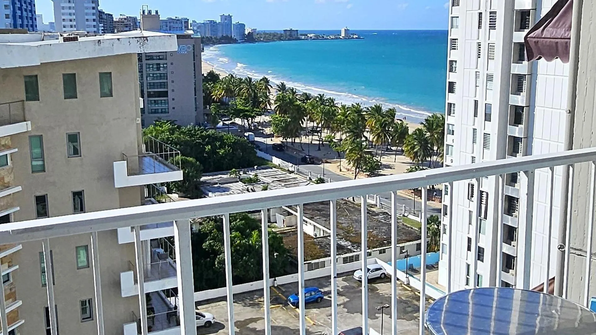 아파트 Kasa Seaview At Coral Beach Beachfront Pool 산후안